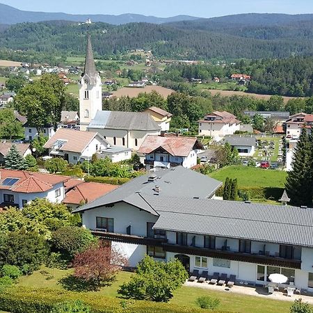 Beautyfarm Landhaus Servus Фельден-ам-Вёртер-Зе Экстерьер фото